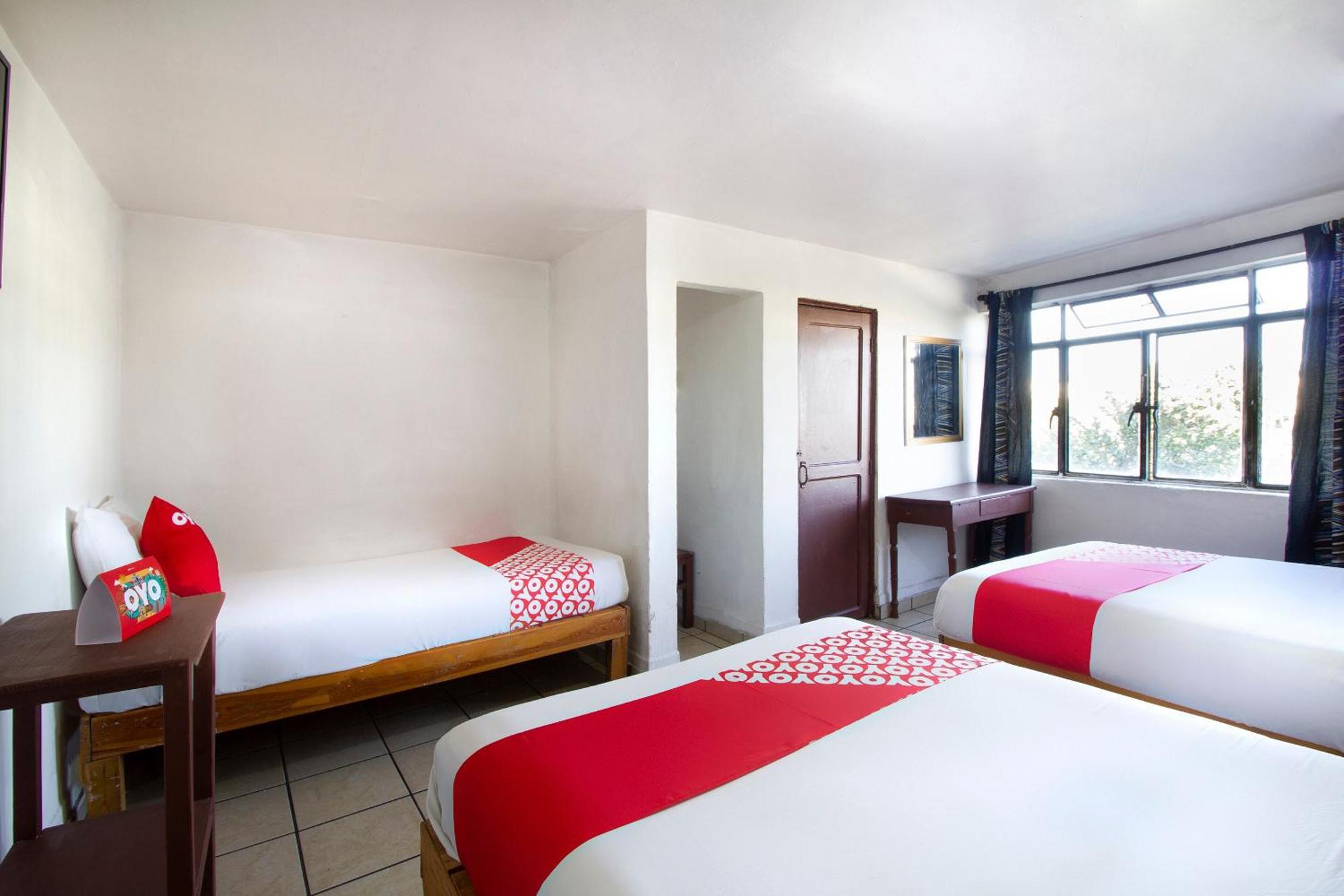 Oyo Hotel Brazil,Guadalajara,Estadio Jalisco ภายนอก รูปภาพ