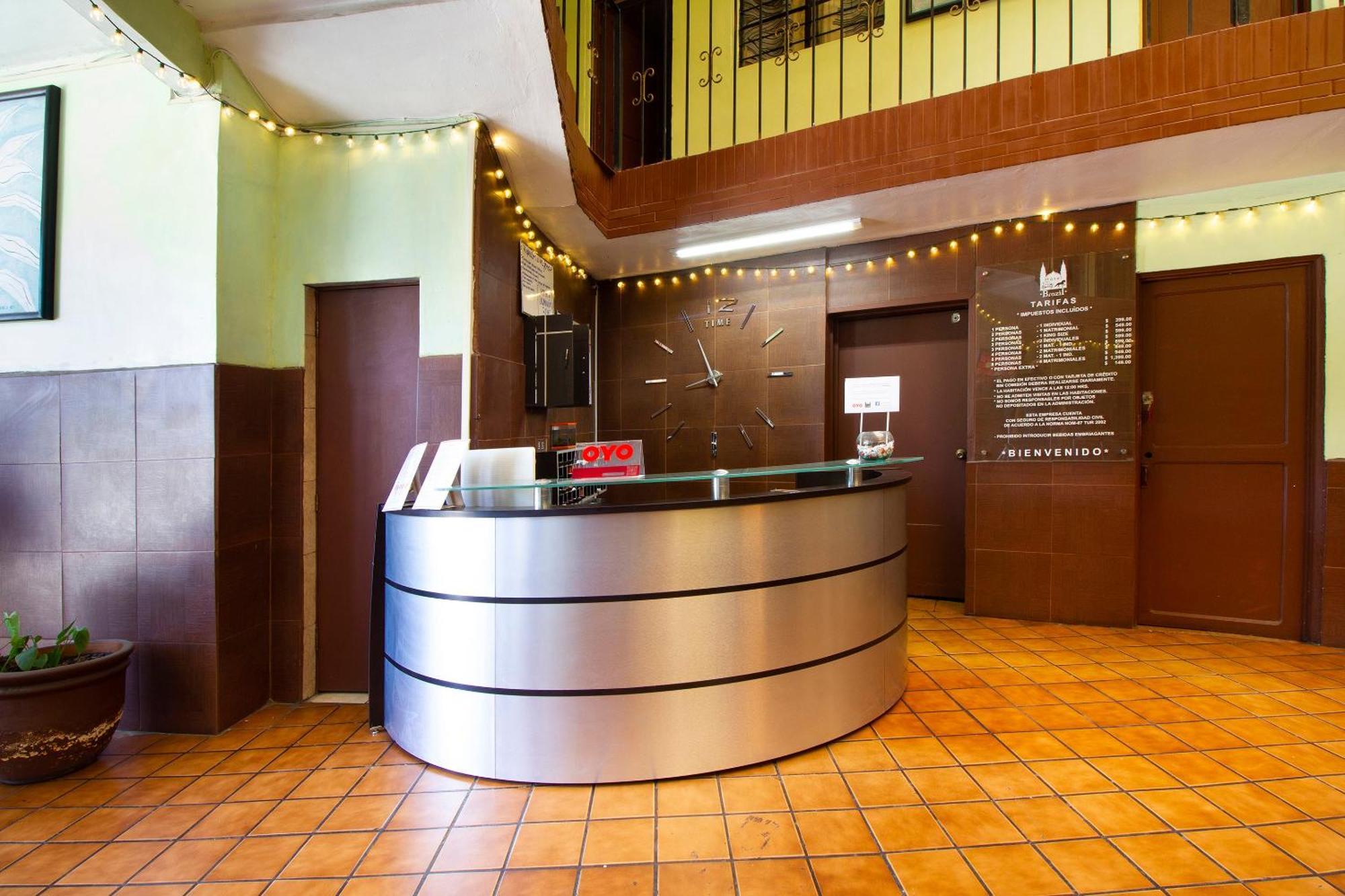 Oyo Hotel Brazil,Guadalajara,Estadio Jalisco ภายนอก รูปภาพ